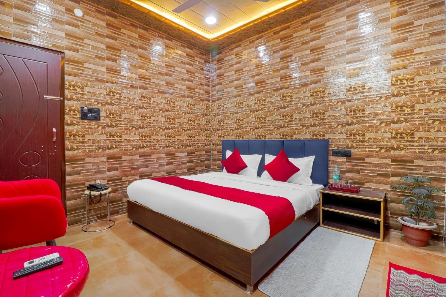 Hotel Krishna Priya Haridwār Zewnętrze zdjęcie